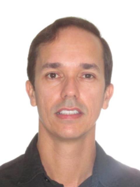Marco Antônio Valadares